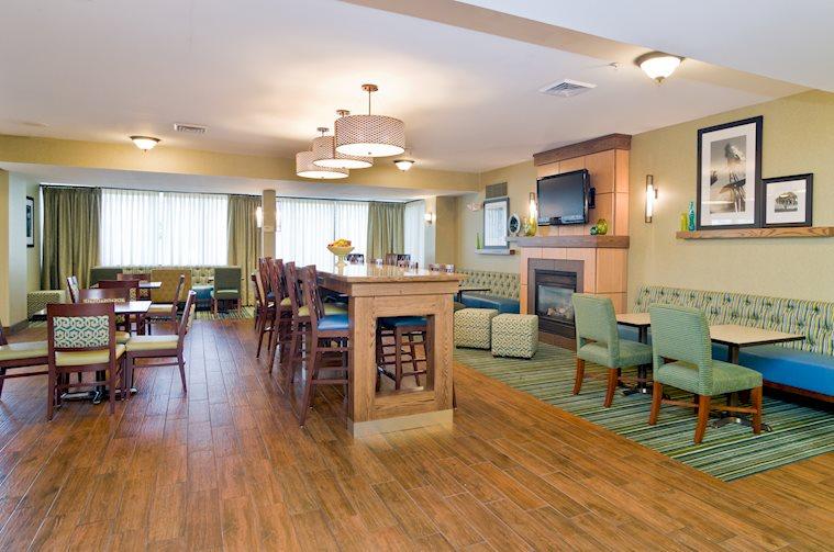 Hampton Inn New Philadelphia | Holmes County Chamber of Commerce