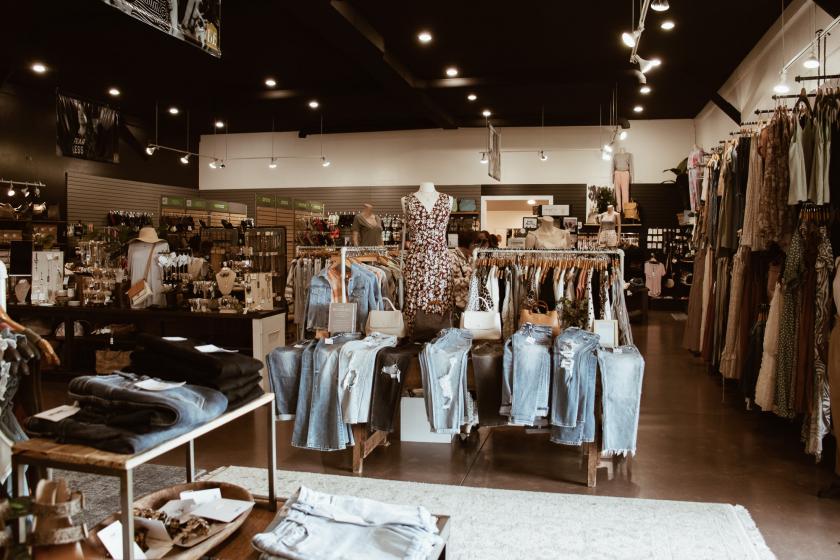 bfearless. is a women’s boutique built on the foundation of Unique Fashion, the Arts, and Relationships.