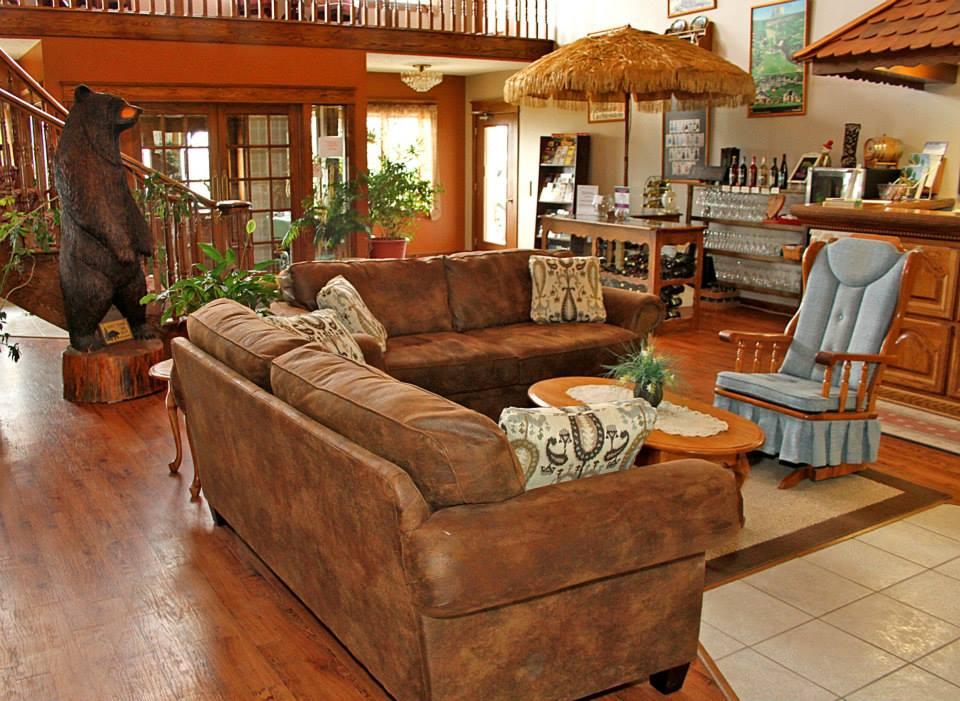 Lobby of Guggisberg Swiss Inn